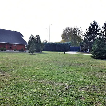 κοντά την νάουσα