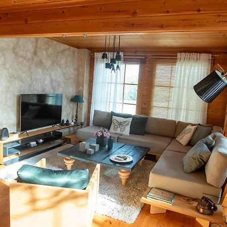 κοντά την νάουσα *