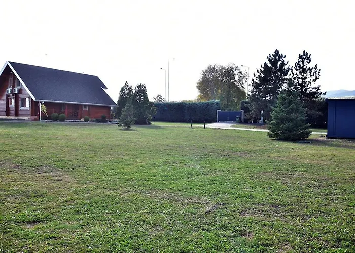 κοντά την νάουσα